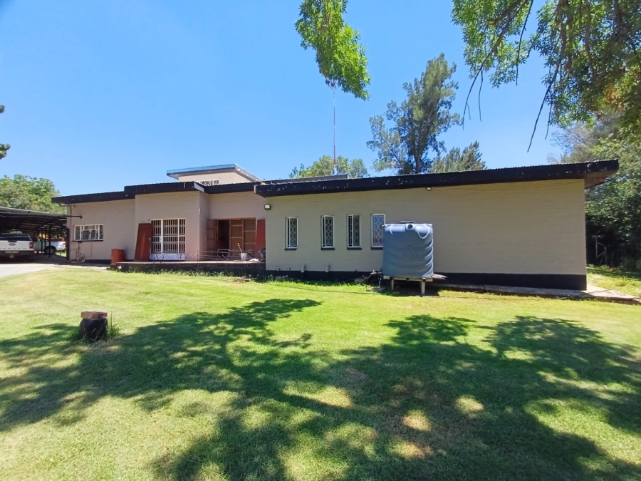 5 Bedroom Property for Sale in Wolmaransstad North West